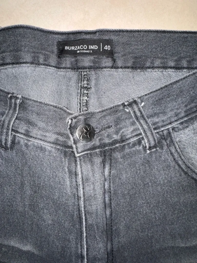 bermuda gris  4.webp